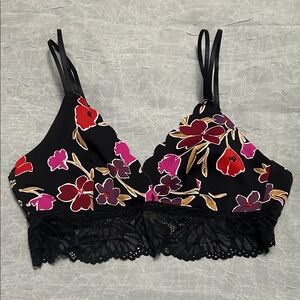 •AUDEN• Bralette!